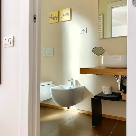 Maria Teresa Apartman *